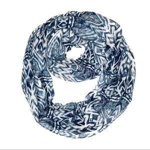 CHARLOTTE RUSSE Infinity Scarf
